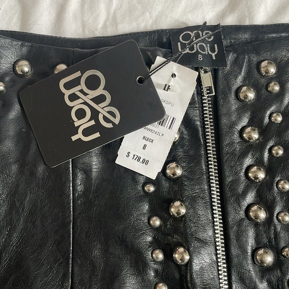 LF studded skirt NWT - Picture 3 of 6